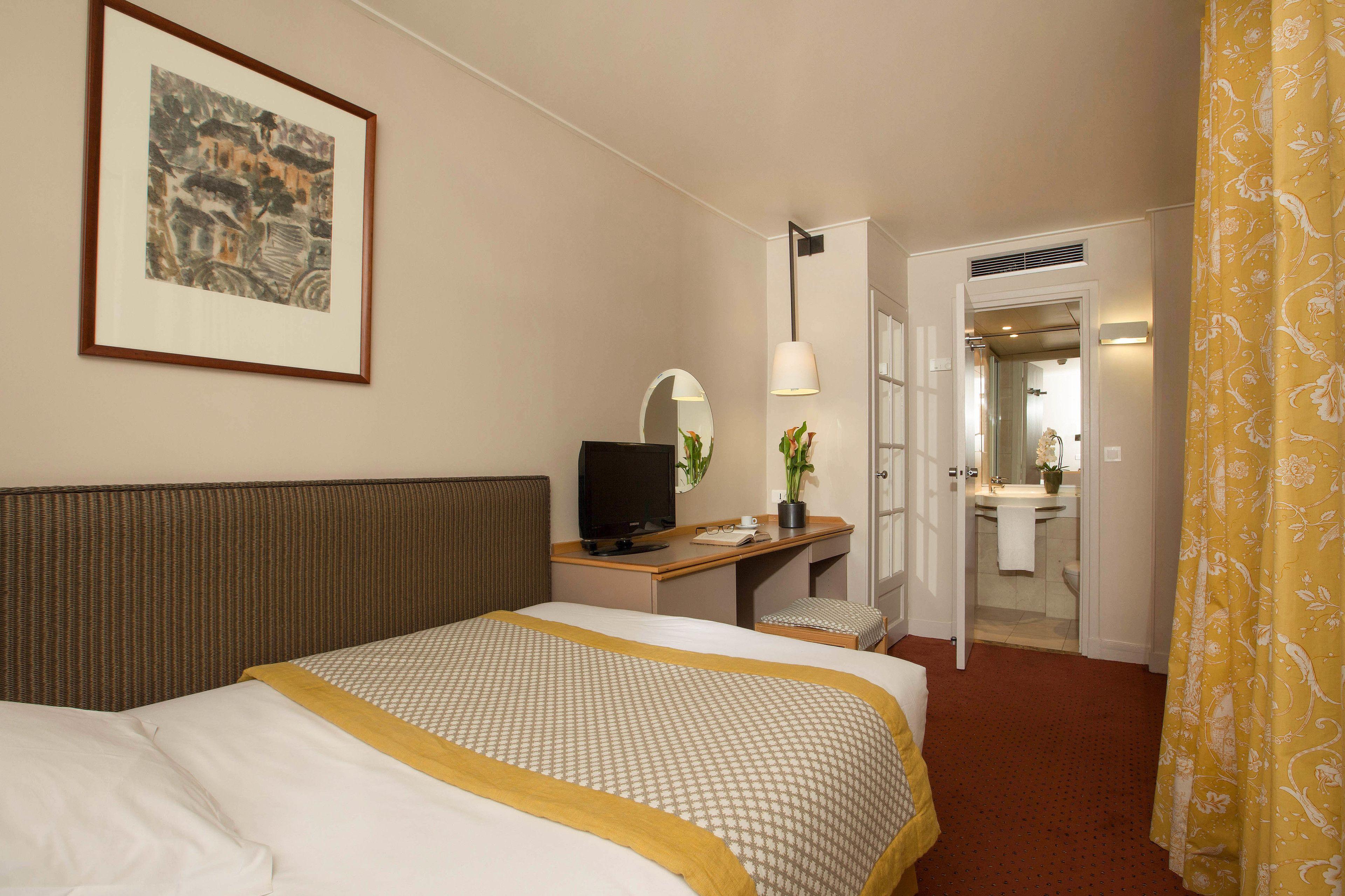 L De Lutece - Notre-dame Hotel